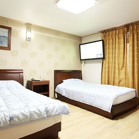 ג'גו Bobos Hotel מראה חיצוני תמונה